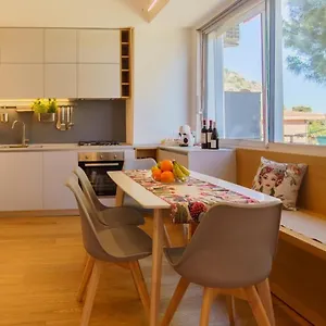 Domus Aurea Luxury Apartment